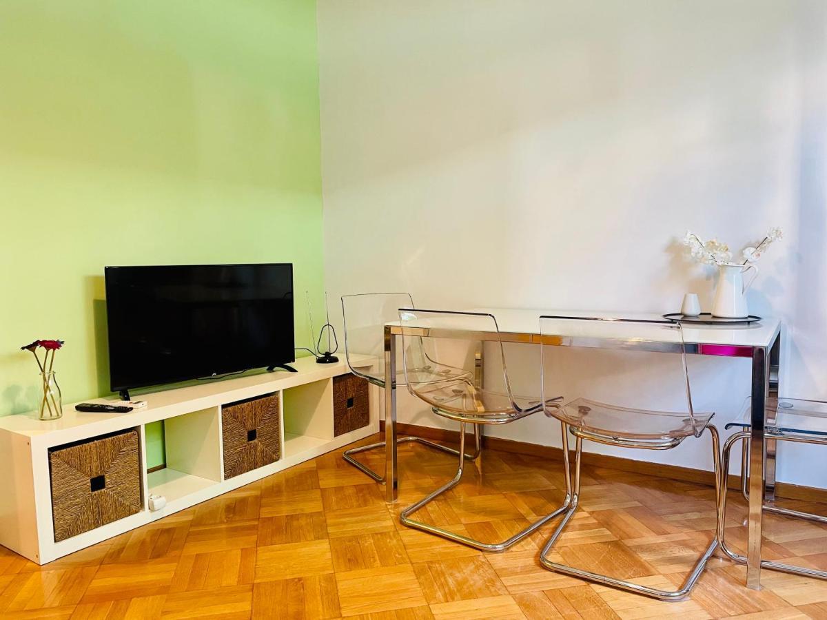 70M2 Apartment 4 Mins From Athens Central Station! Экстерьер фото