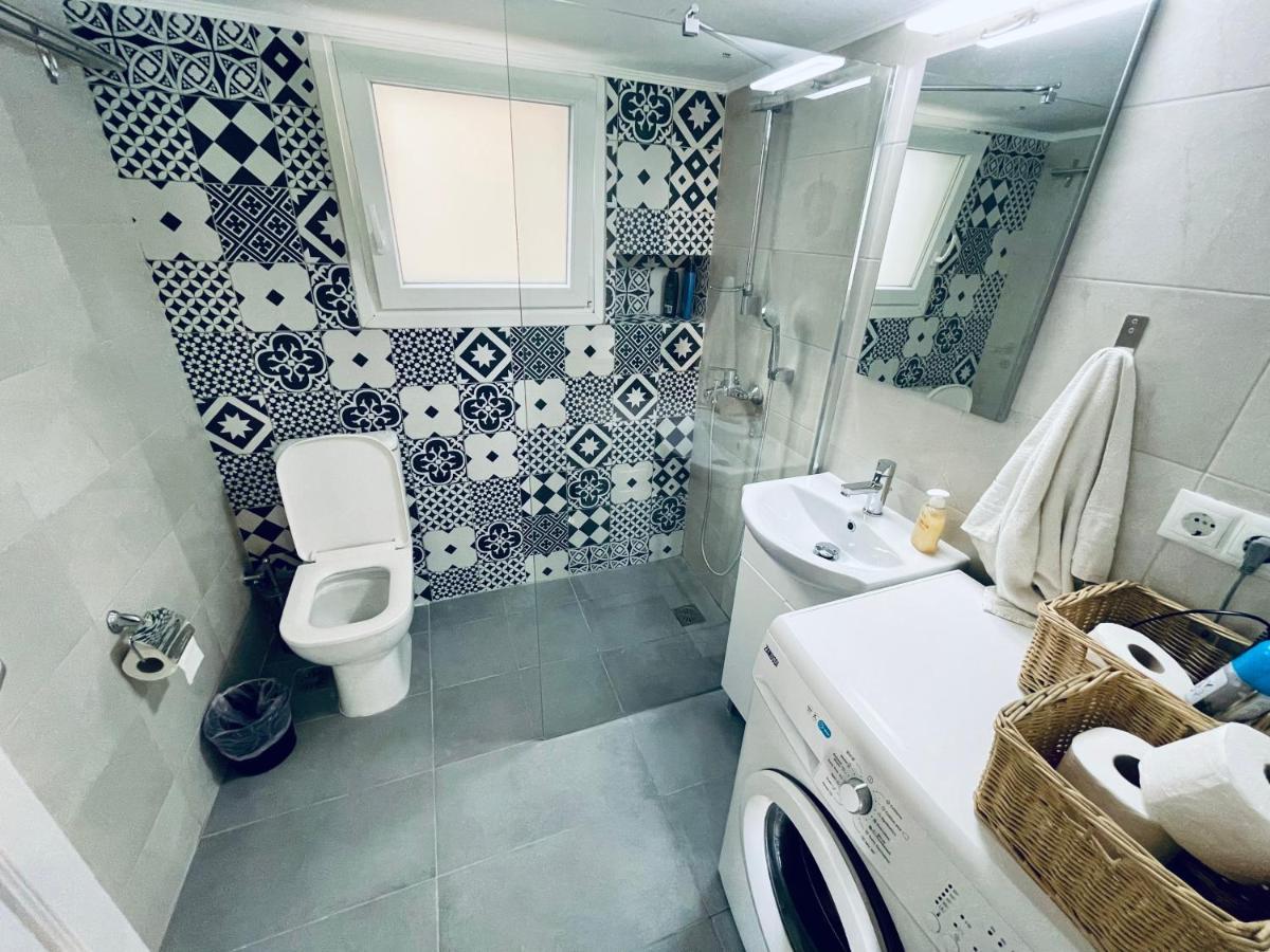 70M2 Apartment 4 Mins From Athens Central Station! Экстерьер фото