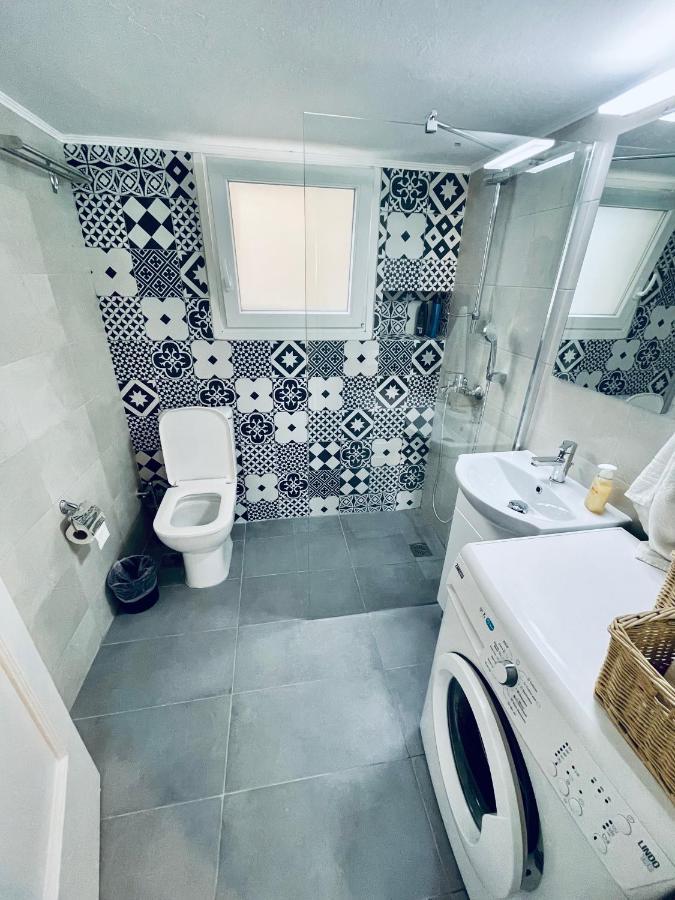 70M2 Apartment 4 Mins From Athens Central Station! Экстерьер фото